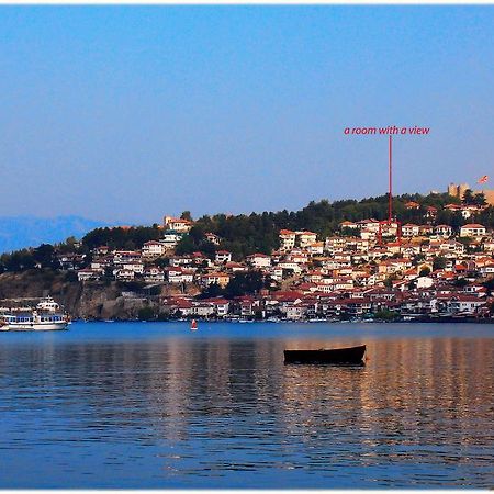 Zura Apartments Ohrid Bagian luar foto